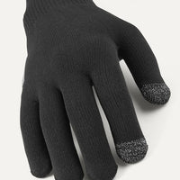 Sealskinz Skeyton Knitted Gauntlet Phone Finger View